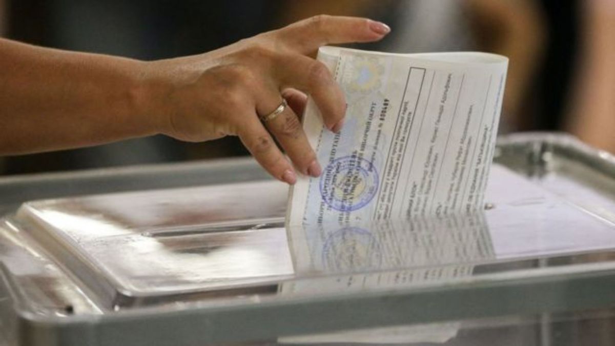 У створенні псевдореспублік на сході у 2004 році брала участь низка чинних високопосадовців
