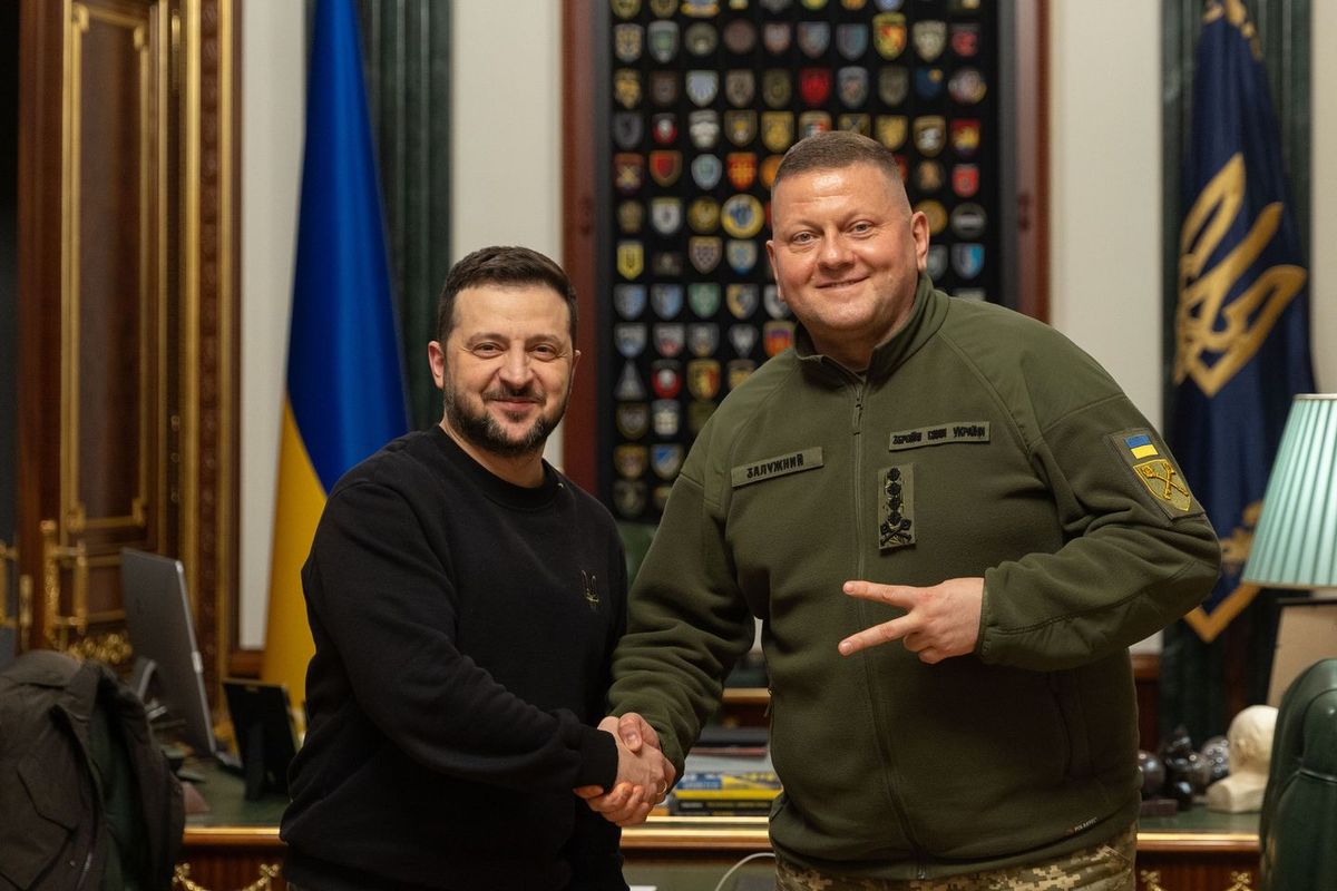 Володимир Зеленський звільнив головнокомандувача ЗСУ Валерія Залужного