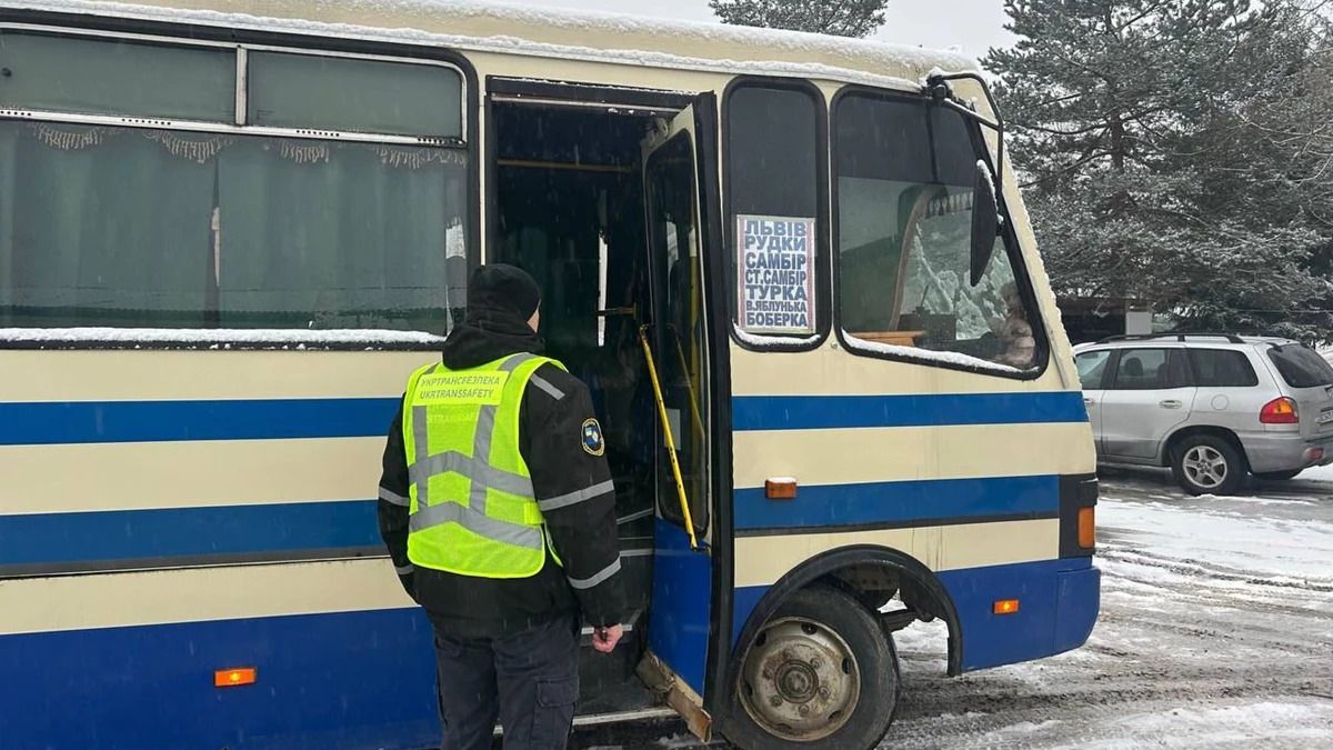 Перевізника зі Львівщини оштрафували на 51 тис. грн за їзду без дозволів