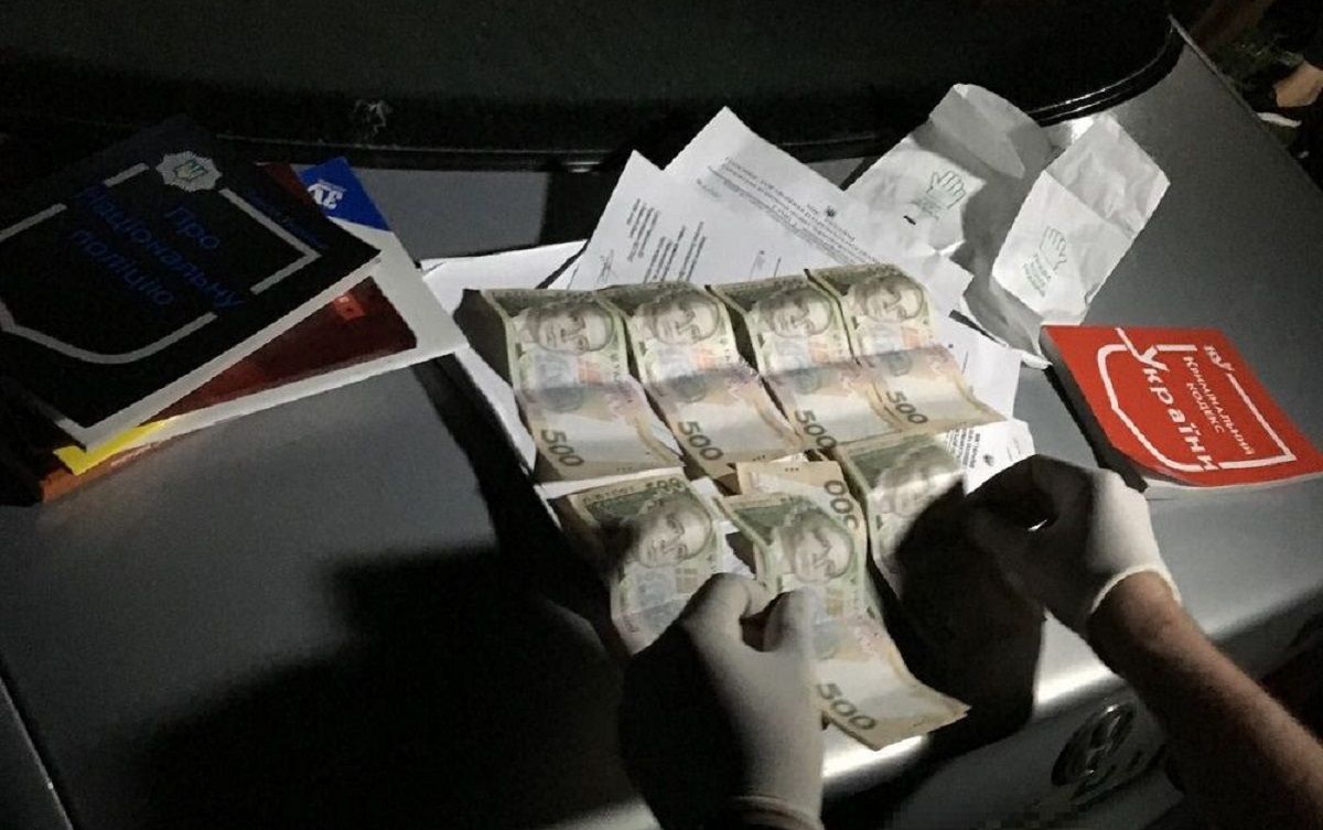 Капітана поліції з Львівщини вісім років судили за хабарництво і виправдали