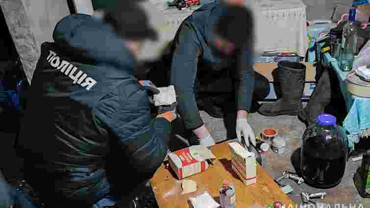 Волинські поліцейські викрили злочинне угруповання з наркотиками на 1 млн грн