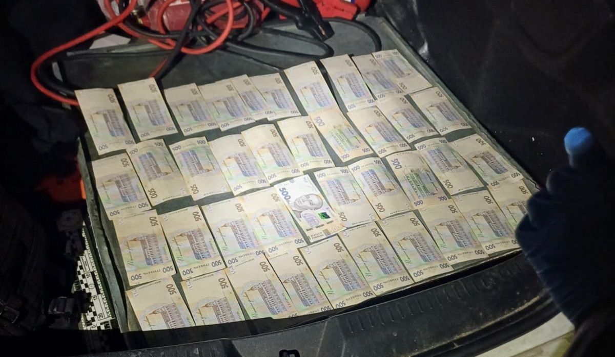 Уночі п’яний водій ВАЗ спробував за 20 тис. грн відкупитися від поліції