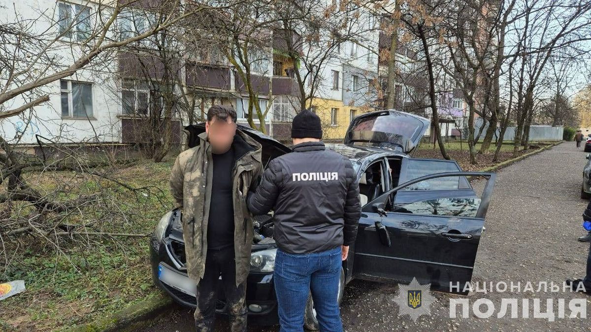 На Закарпатті у наркоторговців вилучили партію метамфетаміну на понад 500 тис.  грн