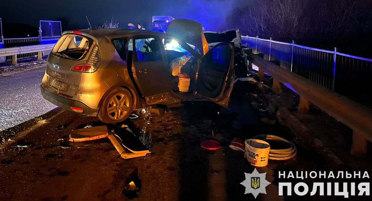 У ДТП під Львовом постраждали троє людей, зокрема 7-річна дівчинка
