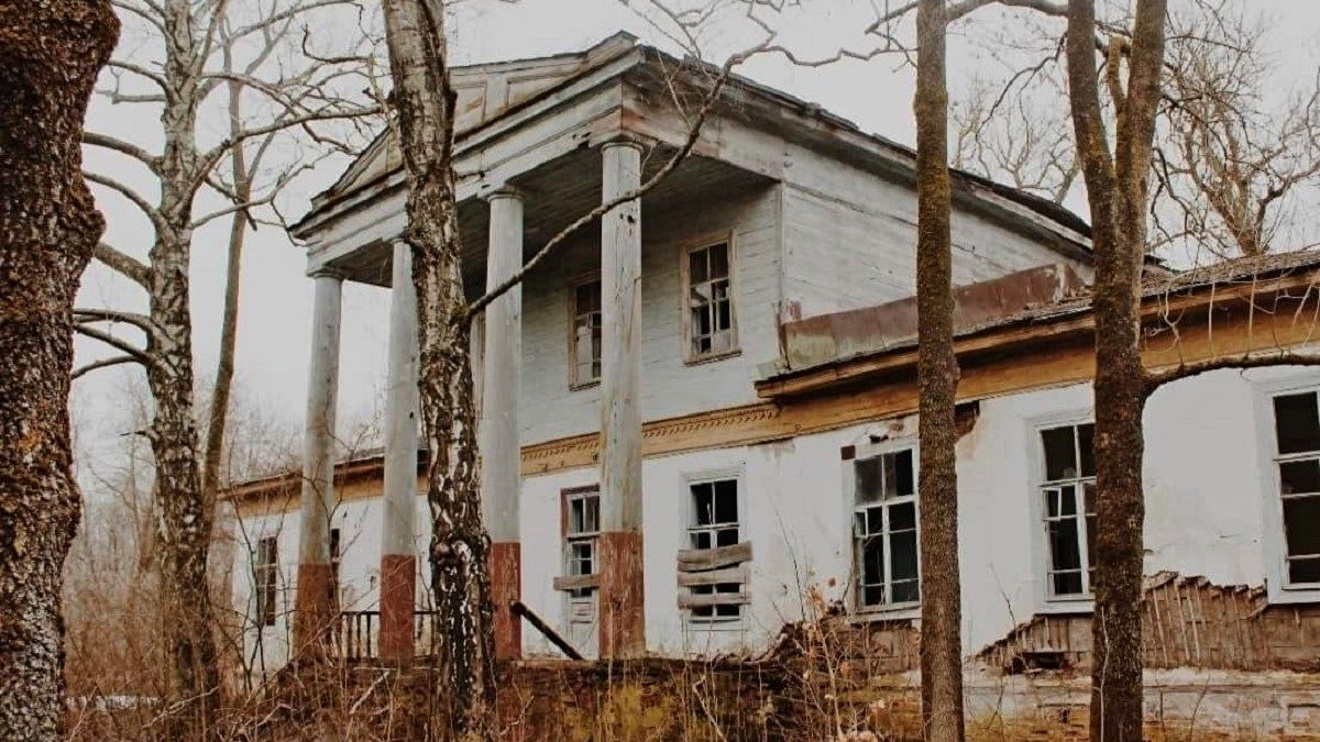 Львівські пам’яткоохоронці почали відновлювати козацький маєток на Чернігівщині