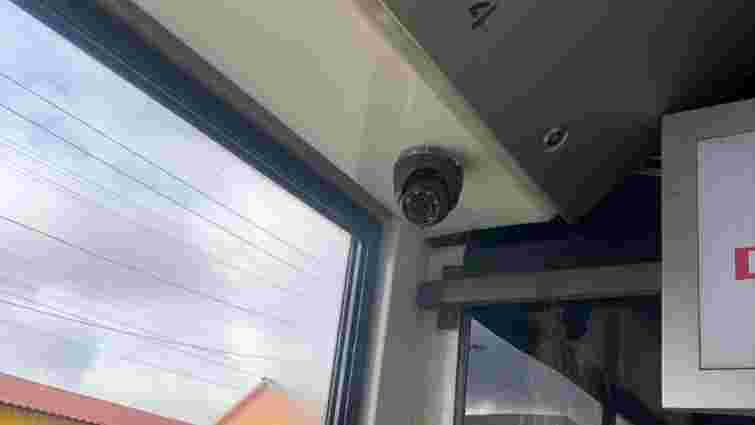 У тролейбусах Хмельницького встановлюють камери відеоспостереження