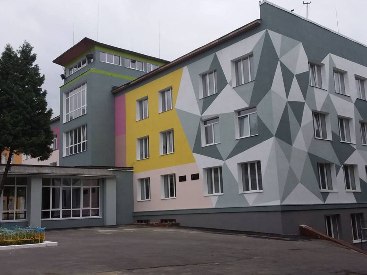 У Рівному вчительку ліцею №18 звільнили за приниження учня