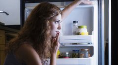 Нічні перекуси: як швидко і без шкоди для здоров'я  втамувати голод