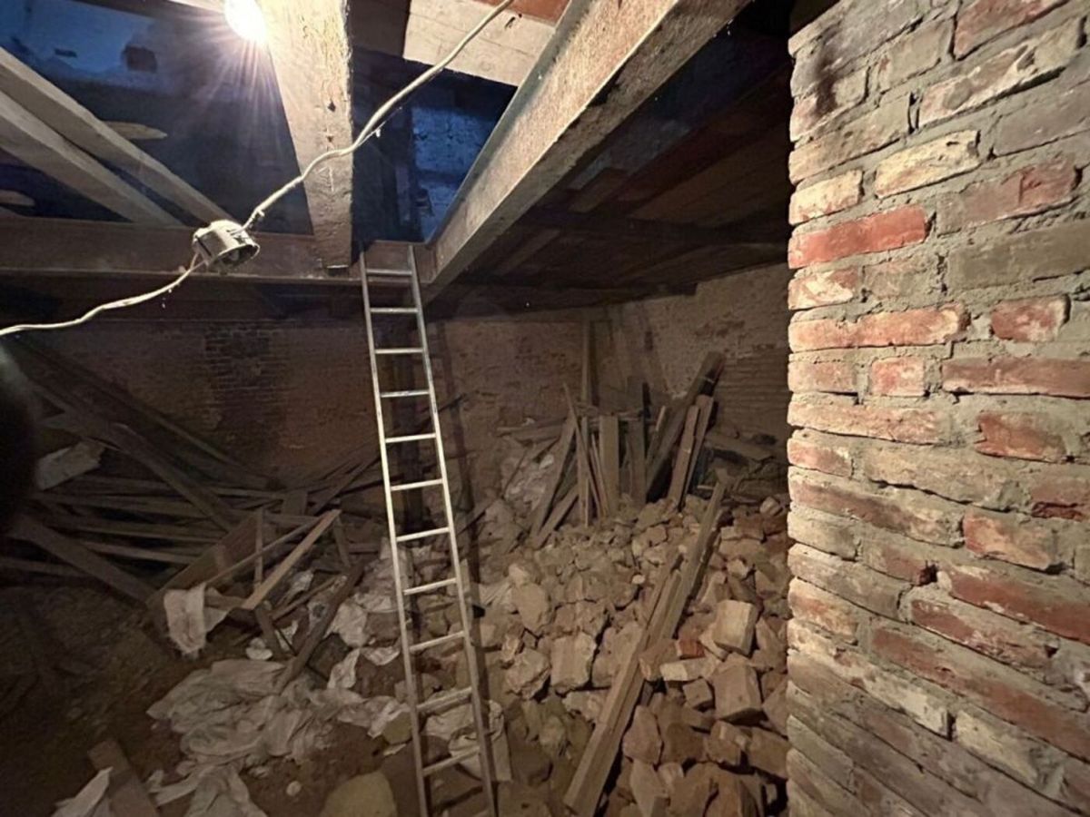 Власник кам’яниці на площі Ринок пообіцяв відновити зруйновану пам’ятку