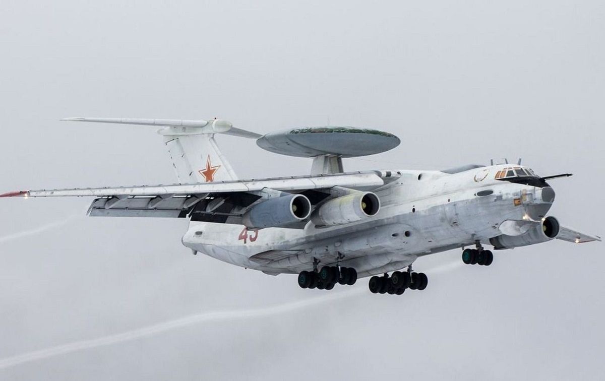 Українські військові збили російський літак-розвідник А-50 над Азовським морем