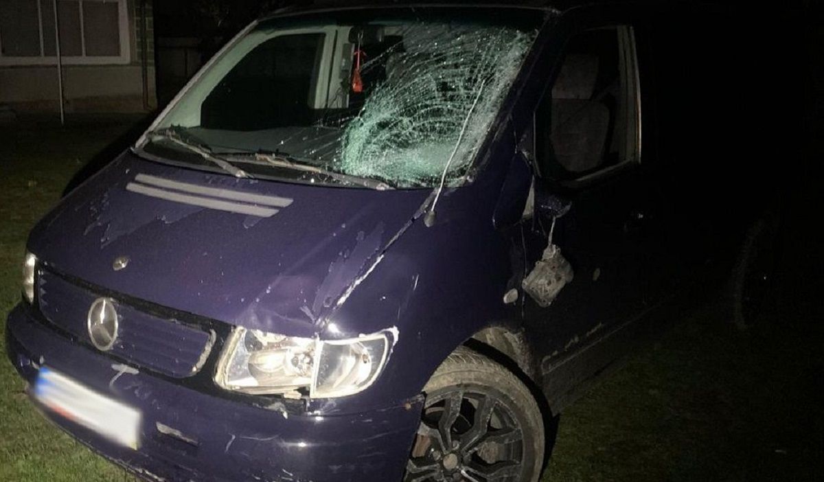 П’яний водій буса на смерть збив 23-річного пішохода біля кордону на Львівщині і втік