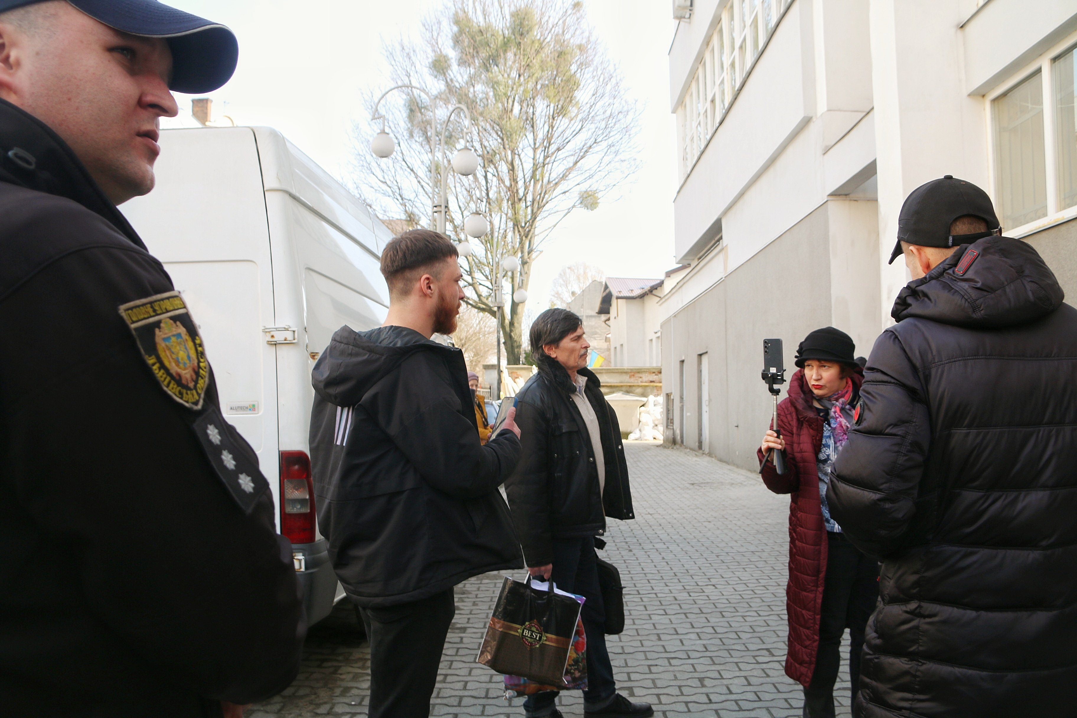 На засідання у справі Новицької прийшли активісти (Фото ZAXID.NET)