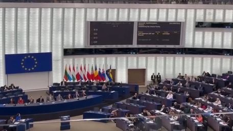 Європарламент схвалив виділення 50 млрд євро допомоги Україні 