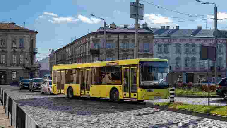 Львівська міськрада обрала перевізників на сім автобусних маршрутів