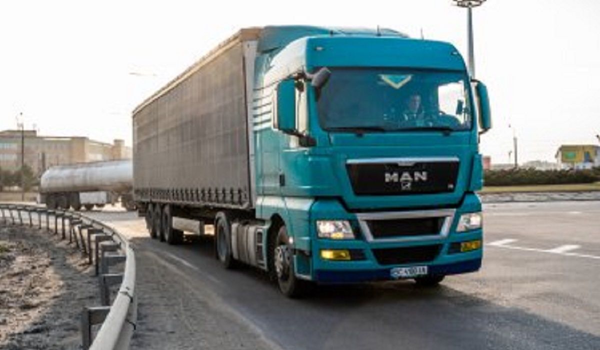 Підприємця з Львівщини викрили на переправленні за кордон 12 ухилянтів