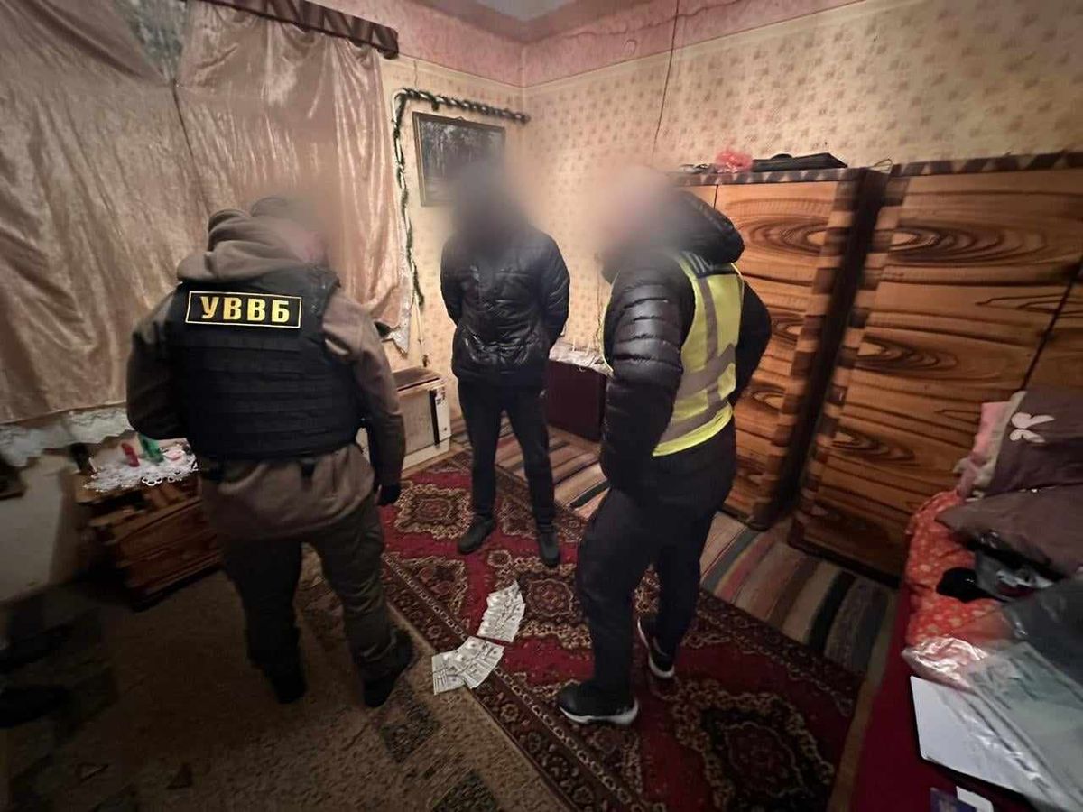 На Закарпатті затримали неповнолітнього, який готував ухилянта до втечі за кордон
