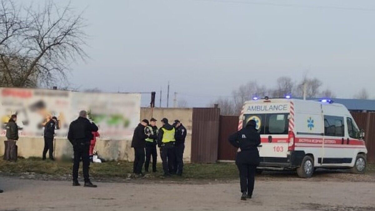 На Львівщині 18-річний водій мотоцикла в’їхав в бетонну огорожу і загинув