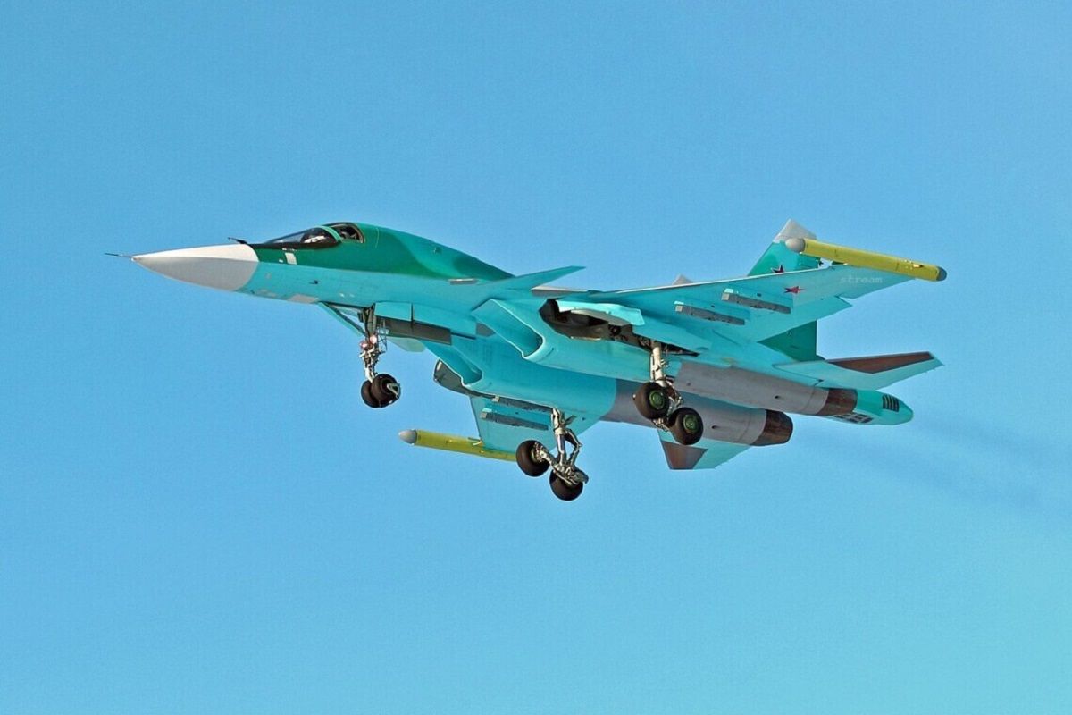 Українські військові знищили російський бомбардувальник Су-34
