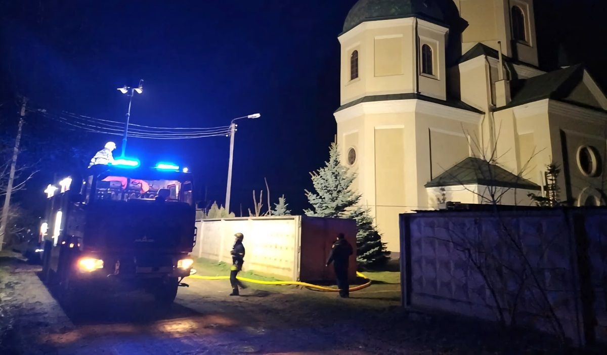 У Бродах на Львівщині виникла пожежа у церкві УГКЦ