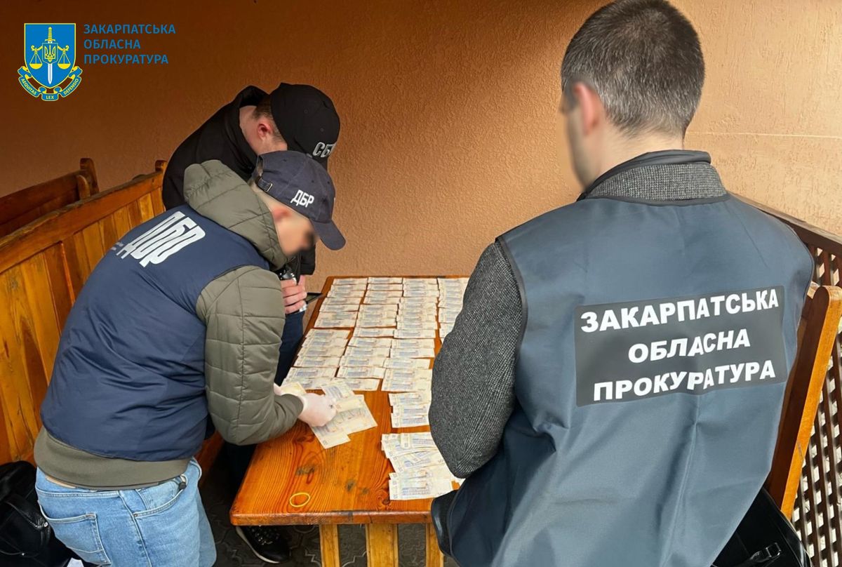 На Закарпатті на хабарі у понад 100 тис. грн затримали працівника Свалявського лісгоспу