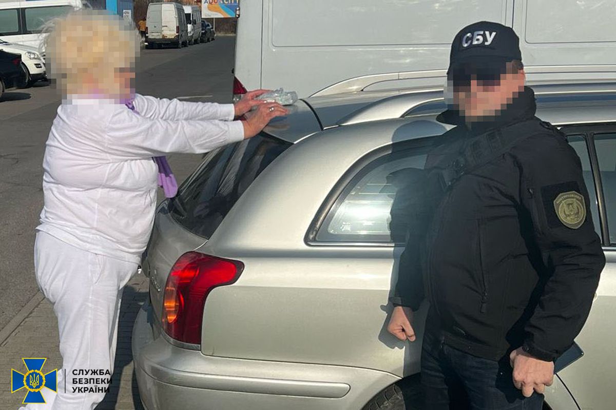 У Мукачеві під час продажу партії ртуті затримали мешканку Київської області