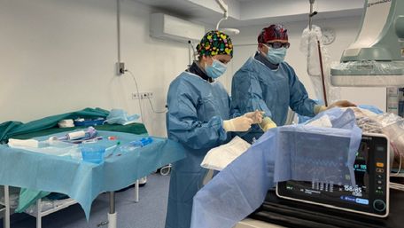 Львівські хірурги усунули велику аневризму аорти через два невеликі розрізи