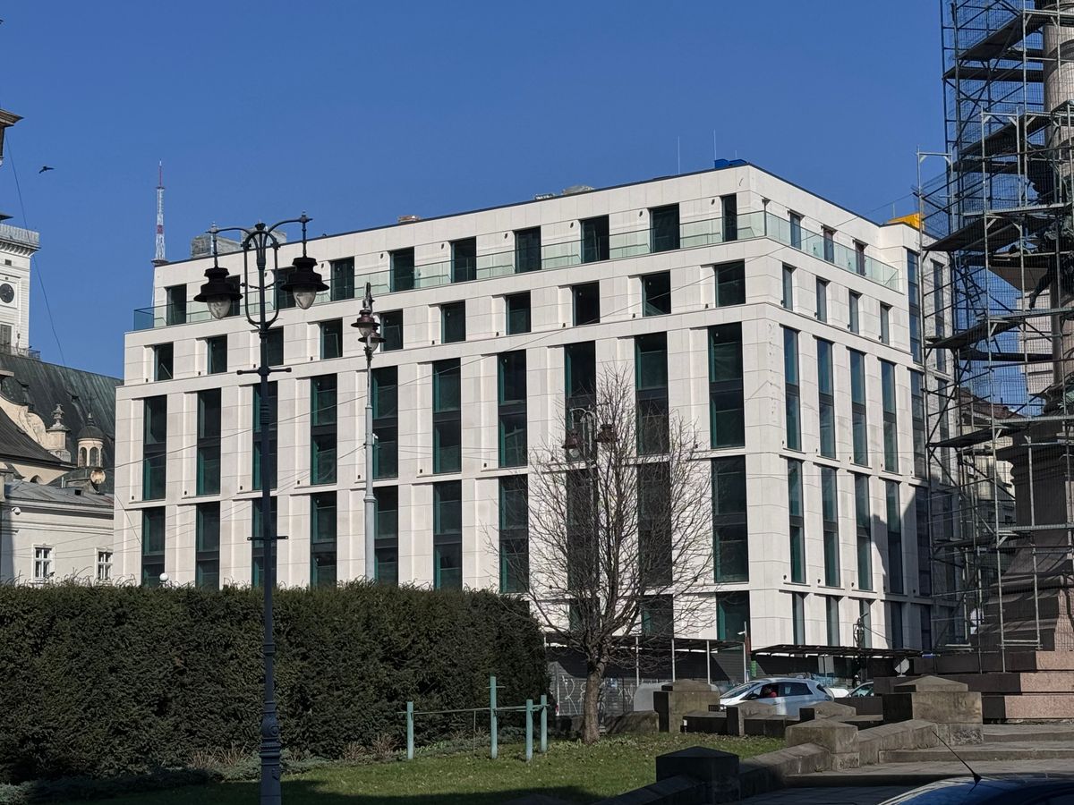 Забудовник півроку тому отримав новий дозвіл на будівництво готелю в центрі Львова