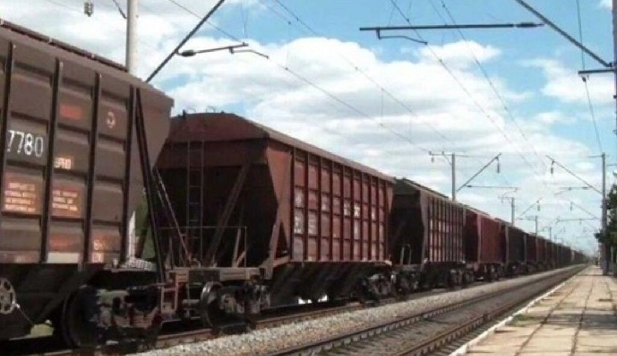 13-річного школяра вдарило струмом під час селфі на даху поїзда у Львові