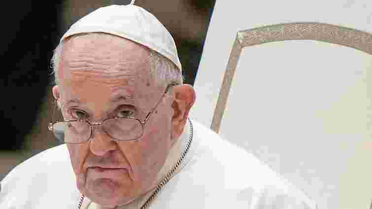 Папа Франциск заявив про потребу підняття білого прапора у війні Росії проти України