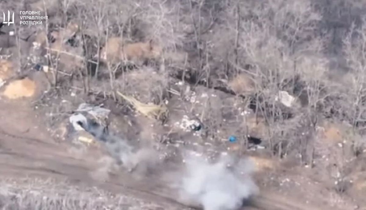ГУР Міноборони показало відео із знищенням російської техніки на Запоріжжі