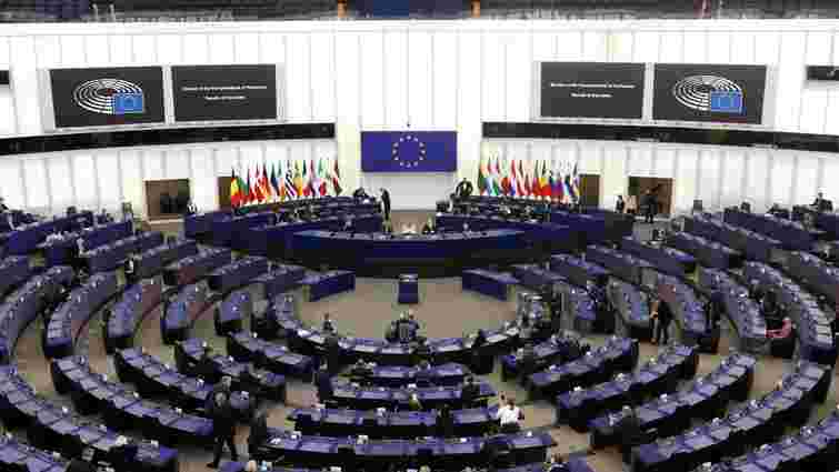 Європарламент ухвалив закон про обмеження штучного інтелекту