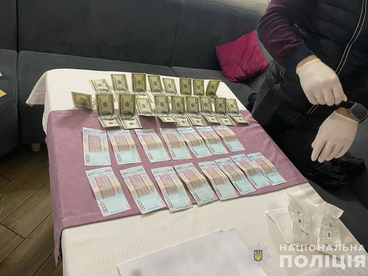 У Синевирі на хабарі у $3 тис від бізнесмена затримали посадовця сільської ради