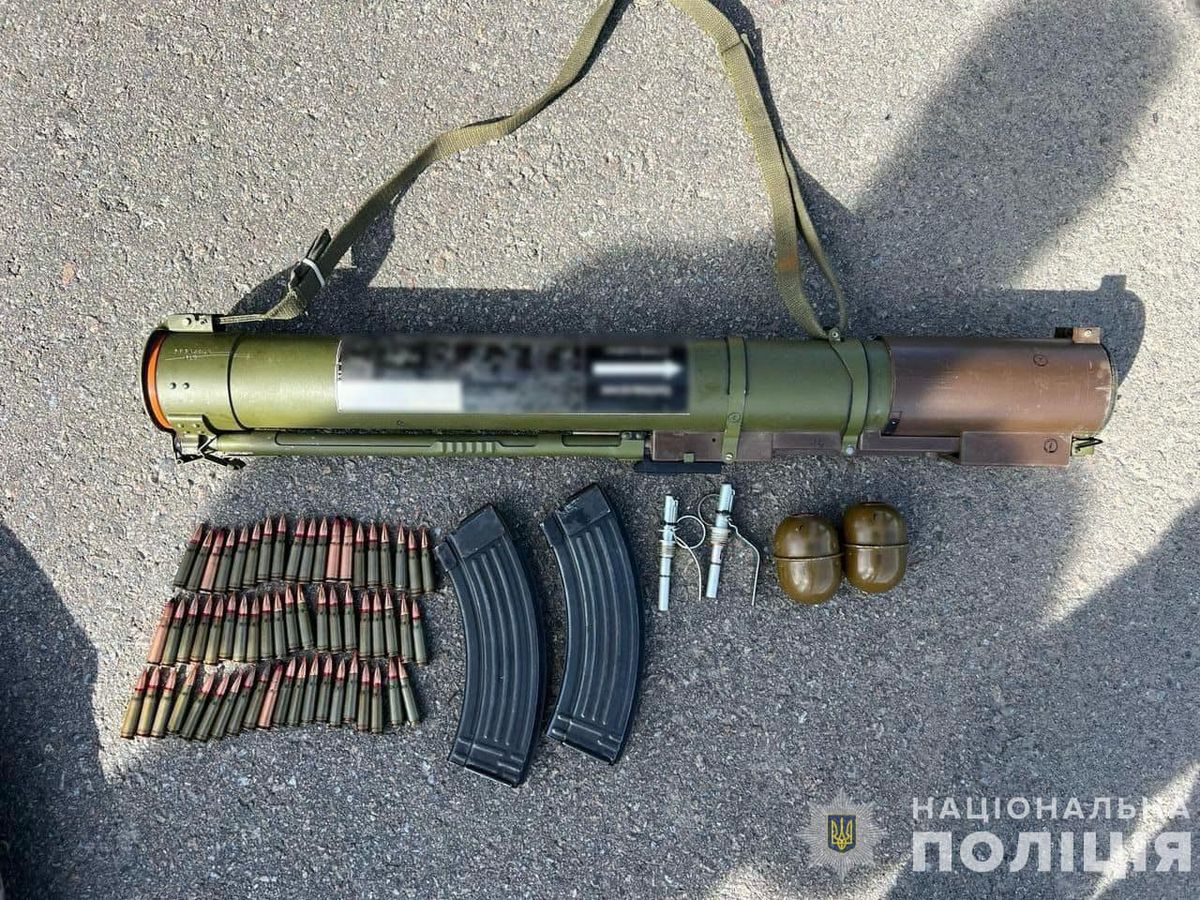 На Закарпатті правоохоронці перекрили канал продажу зброї та боєприпасів