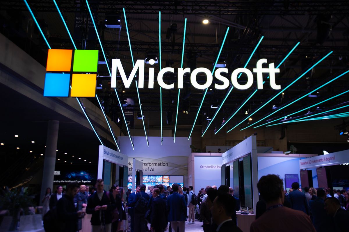 Microsoft та Amazon оголосили про припинення роботи хмарних сервісів у Росії