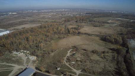 Ціна землі: як господарюють львівською землею під час війни