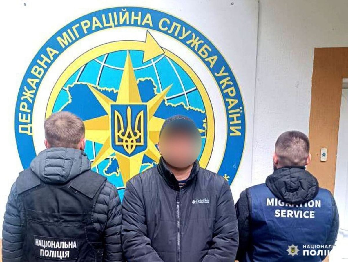 З України депортували росіянина, який нелегально жив у Рівному