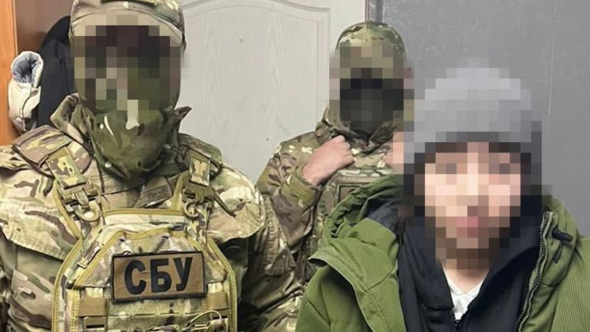 У Запоріжжі 19-річна студентка шпигувала за співробітниками СБУ 