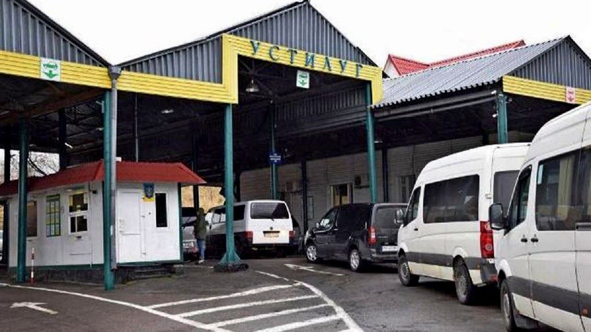 Поляки тимчасово розблокують рух на одному з пунктів пропуску
