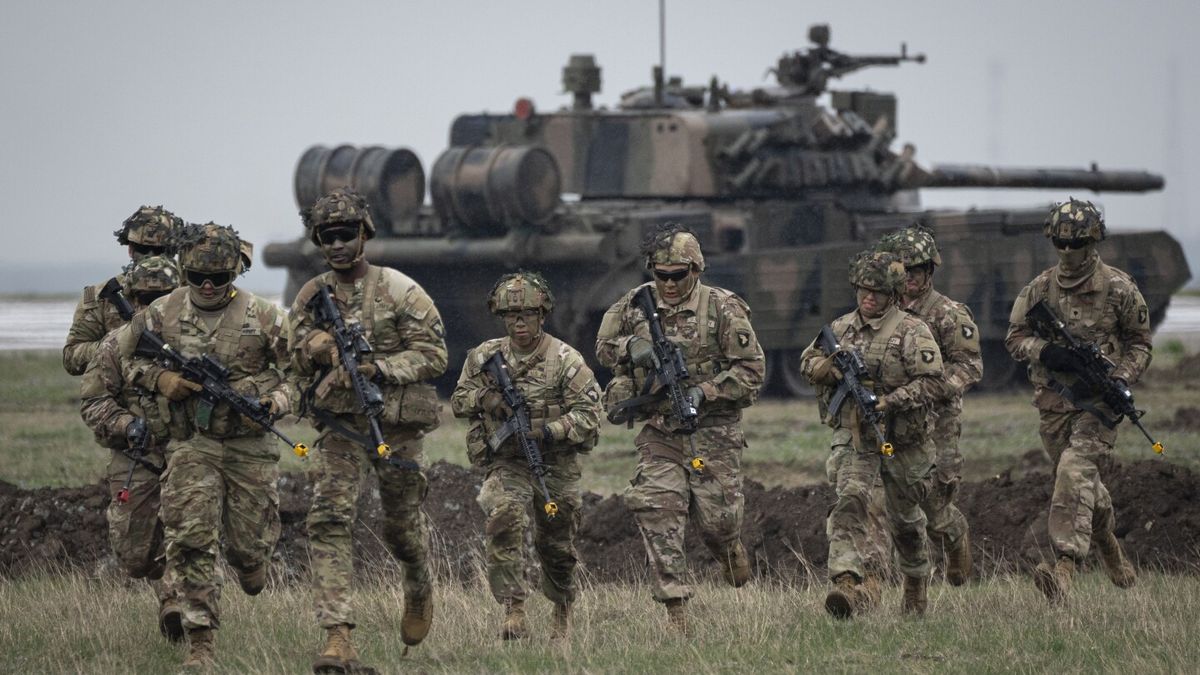 НАТО заявило про готовність до можливого конфлікту з Росією