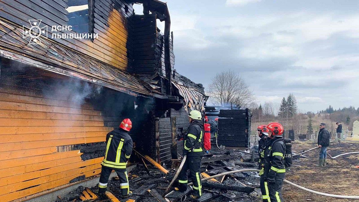 На Львівщині згоріла дерев’яна церква XIX ст., пам’ятка національного значення