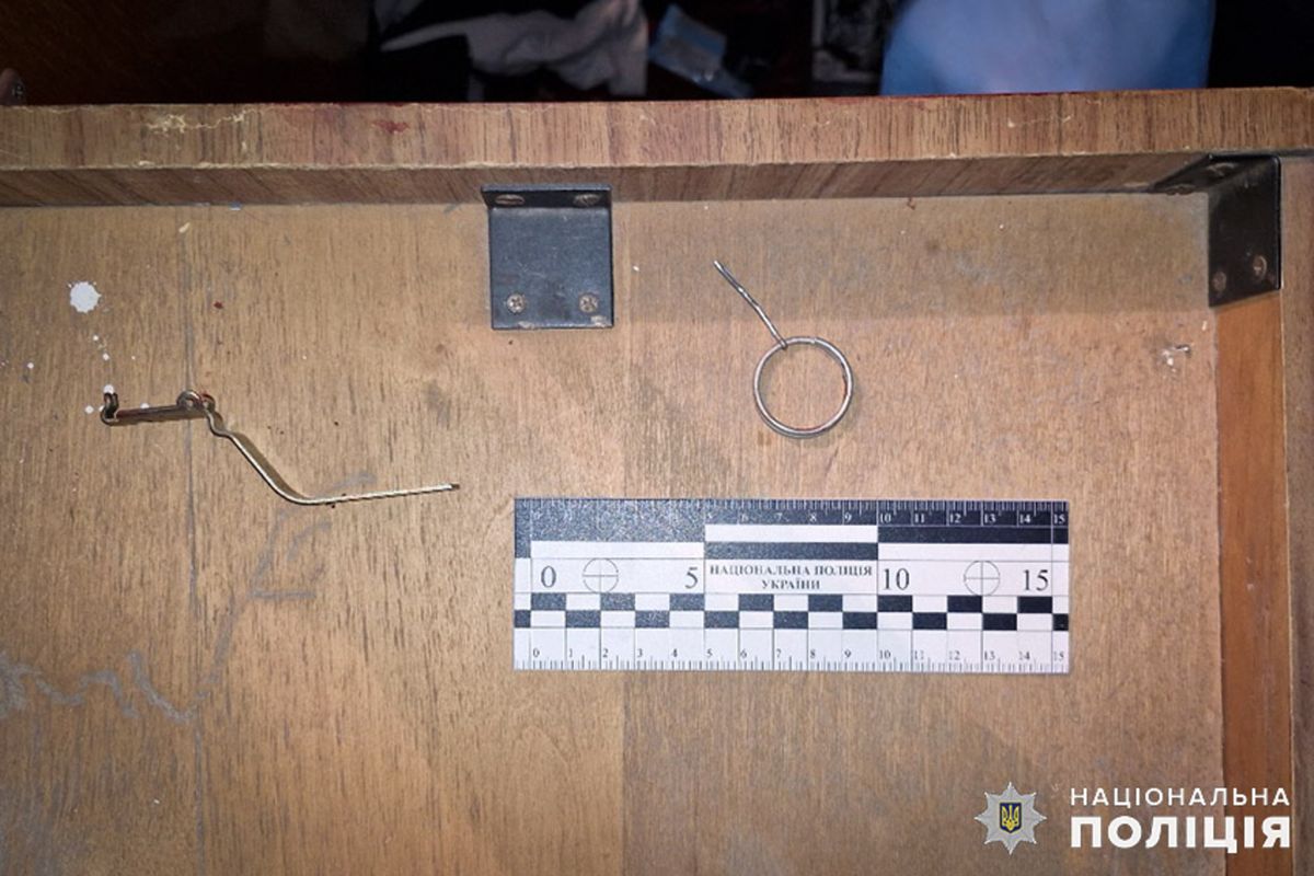 У Шепетівці 15-річний підліток підірвав у квартирі гранату
