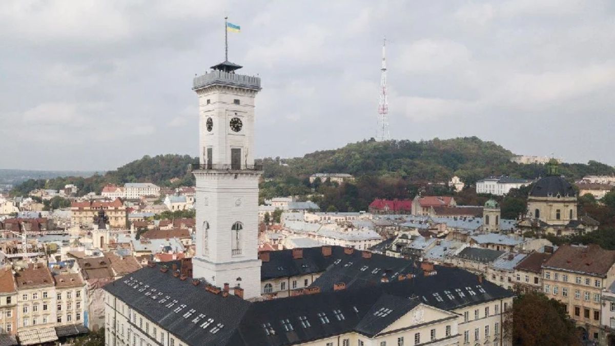 Львівські депутати вимагають перейменувати київську музичну академію імені Чайковського