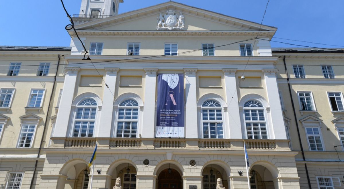 Безкоштовні ліки від СМА у Львові зможуть отримати  діти та дорослі