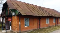 Бориславська міськрада продала сільський народний дім під магазин