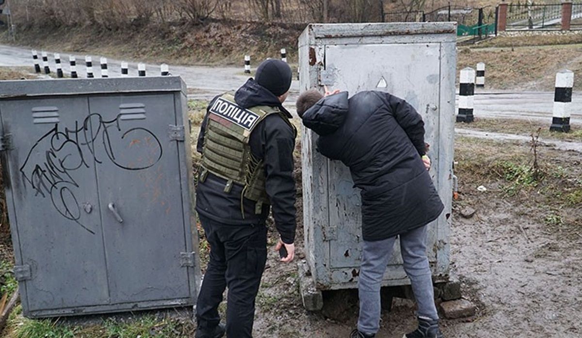 На Тернопільщині судили підлітка за підпал релейних шаф залізниці на замовлення росіян