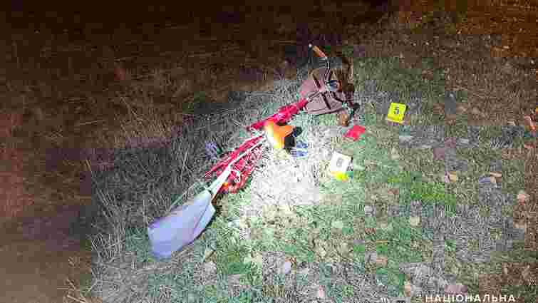 На Буковині п'яний водій на смерть збив велосипедистку та втік з місця ДТП