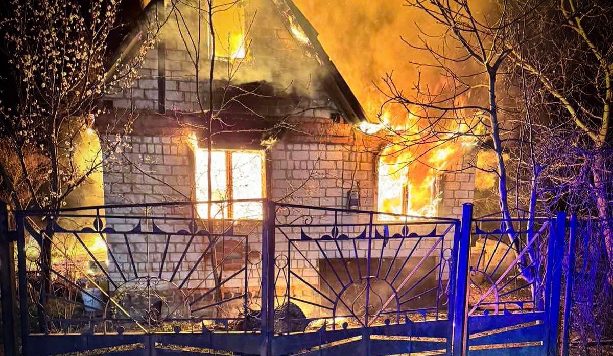 У дачному будинку поблизу Львова згорів чоловік