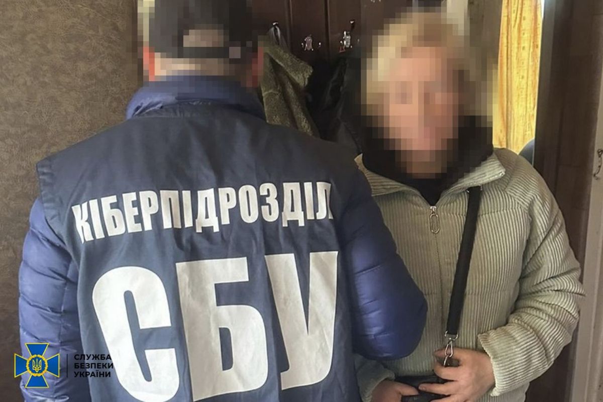 Завербована працівниця дитячого садка наводила ракети на Харків