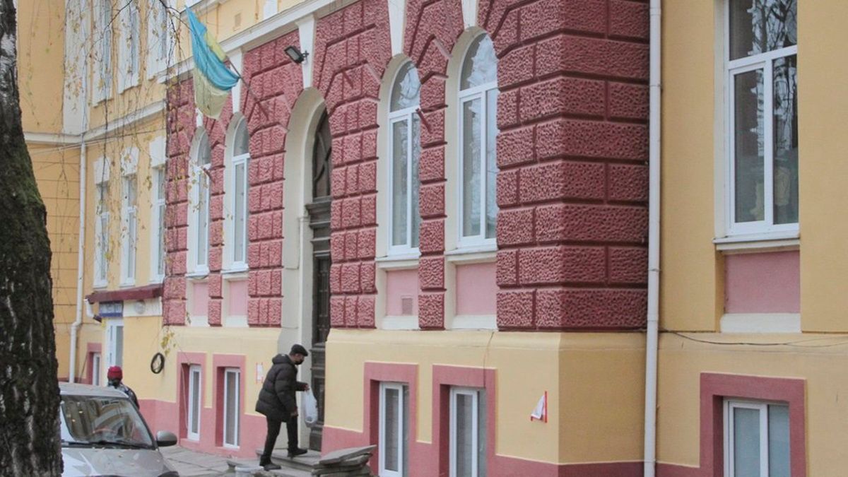 У лікарні на Буковині виявили розтрату 9 млн грн за лікування неіснуючих пацієнтів