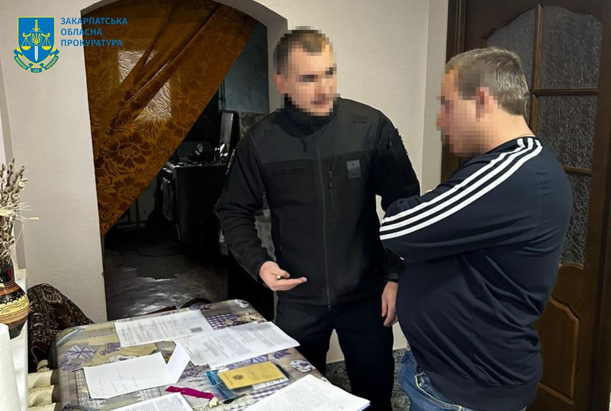 Двоє закарпатців допомагали майбутнім водіям складати іспити за хабарі